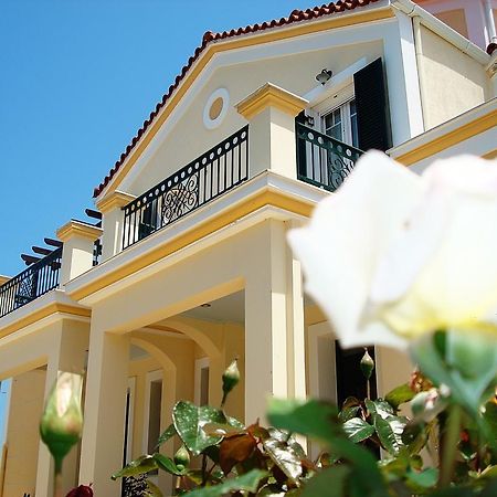 Remenata Appartement Lixouri Buitenkant foto