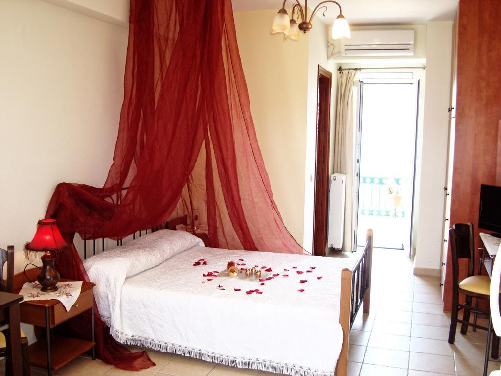 Remenata Appartement Lixouri Kamer foto